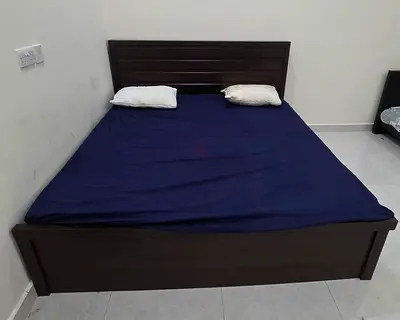 King size bed