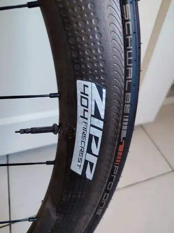 Zipp 404 Firecrest Carbon Wheelset Rim (single rear wheel shown) - Good Condition. Shimano hub