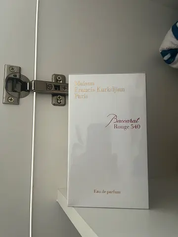 Classifieds Maison Francis Kurkdjian Baccarat Rouge 540 Eau de Parfum — free download