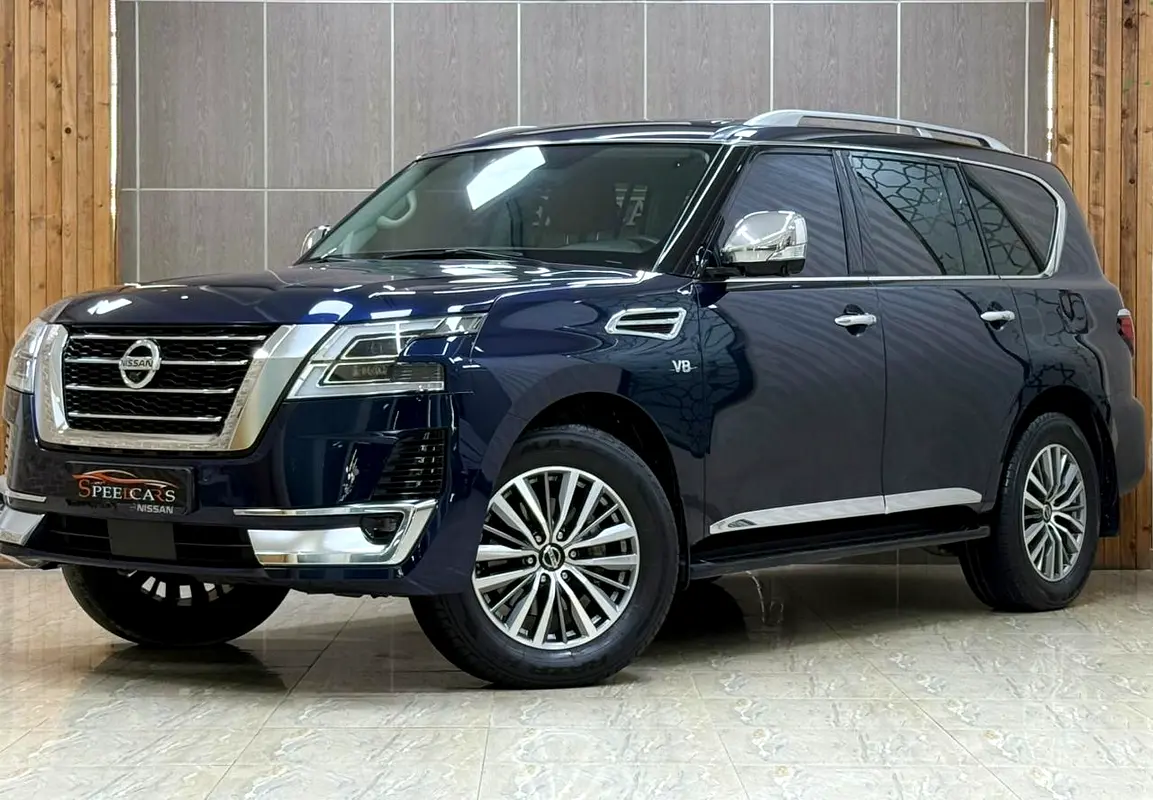 Nissan Patrol 2021 — photo 1 of 19