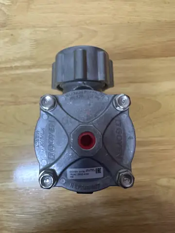 Antique Goyen valve 1 inch