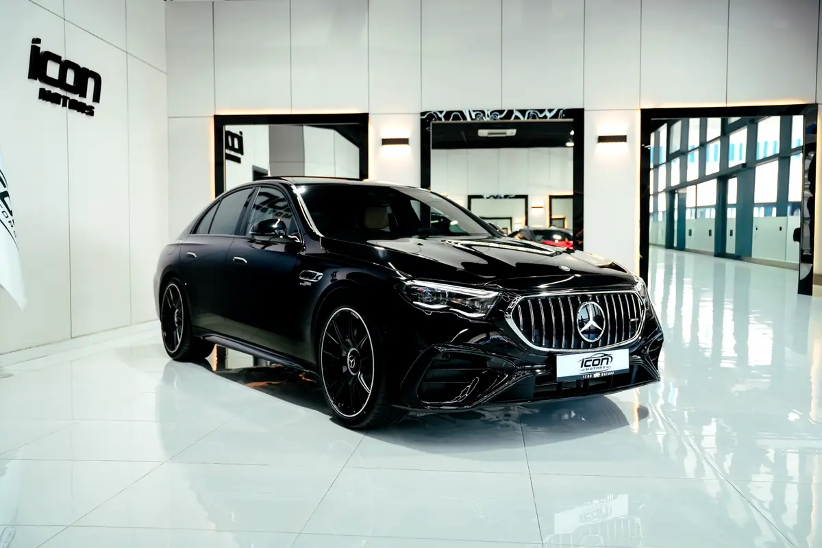 Mercedes-Benz E-Class 2025 — photo 1 of 20