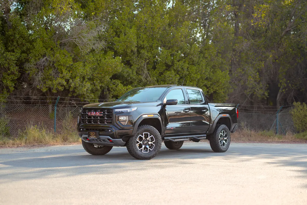 GMC Canyon 2025 — photo 1 of 18