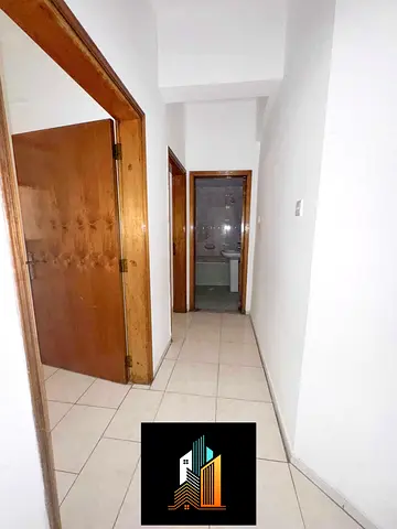 ABU SHAGARA 1BHK AVAILABLE// CLOSE HALL //NO DIPOSIT// NEAR BY PARK BIG APARTMENT// RENT ONLY 28K