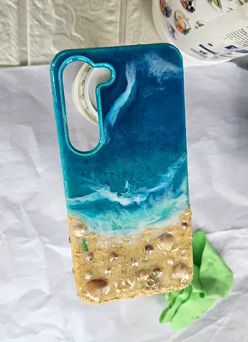 Beautiful handmade resin phone covers customized to your style 📱✨