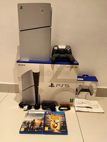 Ps5 Slim Disc With 2 Controllers and 2 Games