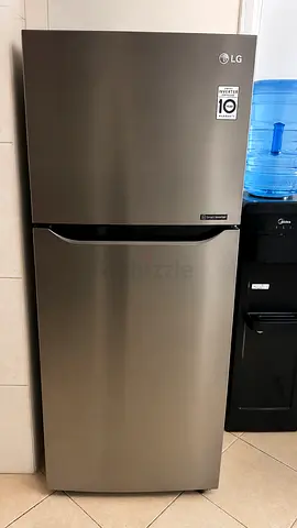 LG Refrigerator for Sale – AED 450