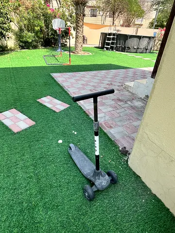 Kids 3-Wheel Kick Scooter - Grey/Black