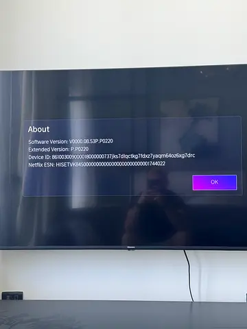 Hisense 55-inch LED Smart TV 55E6H— Good working condition