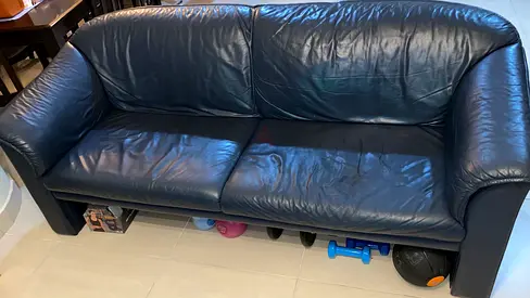 Leather sofa for Sale