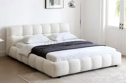 Brend New high quality buckle fabric luxury king size 180x200 Bed with spring mattress available
