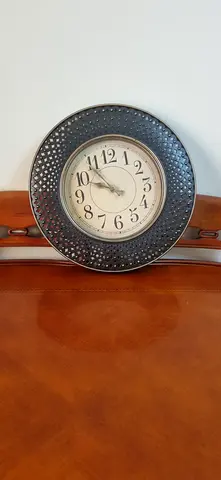 Homecentre wall clock