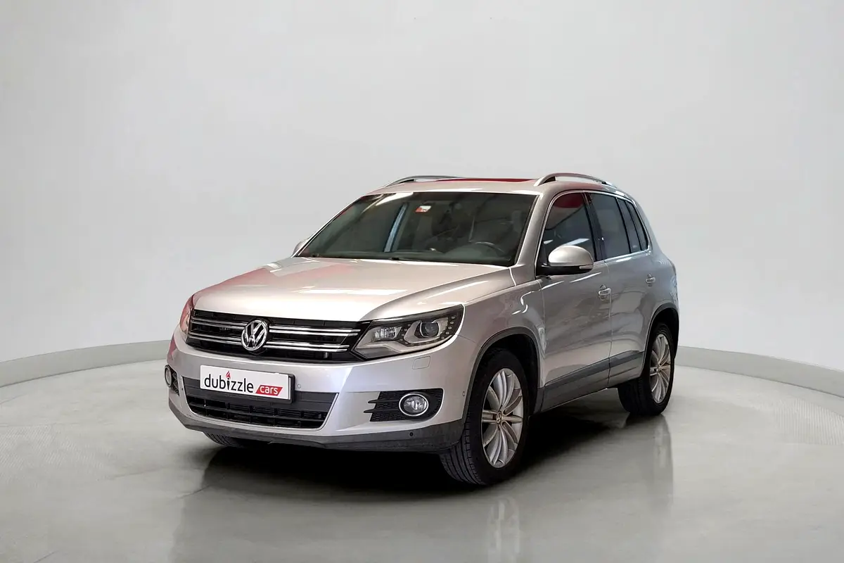 Volkswagen Tiguan 2020 — photo 1 of 15