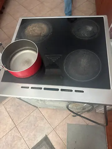 Cooking range electric