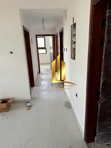 🏢 للبيع بناية جديدة – أول ساكن في مدينة تلال، الشارقة 🏢