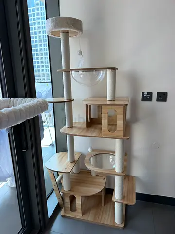 Large Multi-level Wooden Cat Tree - Like New