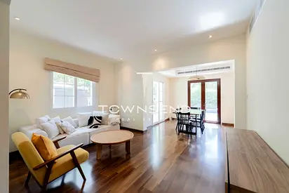 2E | Vacant | Lake Backing | Quiet Location