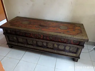 Solid wood Antique Trunk box 130cm