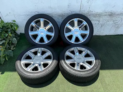 Original Cadillac Escalade 22” Rims  Tyres