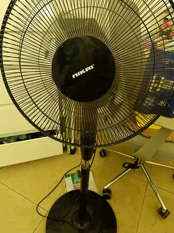 Fan stand