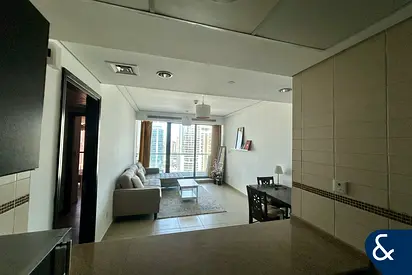 1 Bed | Furnished | Lake View | Vacant