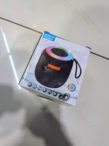 SMALL BLUETOOTH SPEAKER BRAND NEW VERY GUD QUALITY BEST FOR SMALL PARTIES URGENT SALE