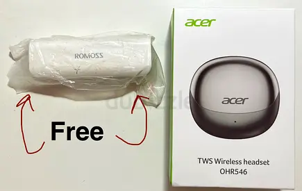 Earbuds and free item