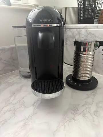 Nespresso CitiZ Coffee Machine with Aeroccino Milk Frother - Good Condition