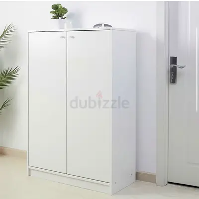 Pair of white storage cabinets / cupboards / book shelves with doors - good condition