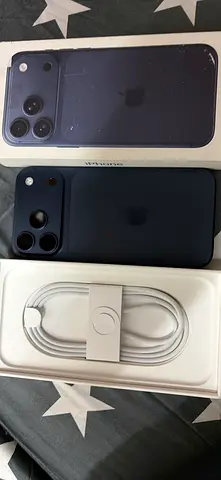 I phone 17 pro max 256 gb blue