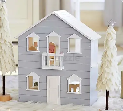 Pottery barn Farmington Wooden Dollhouse