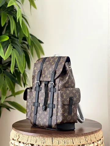 BRAND-LV BACKPACK SUPER MASTER COPY QUALITY  WITH PAPER BAG
