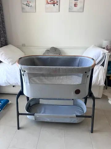 Maxi Cosi Iora bassinet/crib in good condition