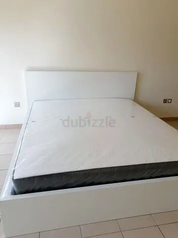 Malam queen size bed 160/200cm bed with 2 storage drawers underneath and Ikea mattress is available