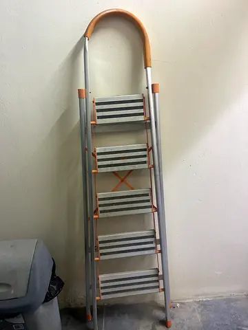 Folding Aluminum Step Ladder with Wooden Top - Good Condition