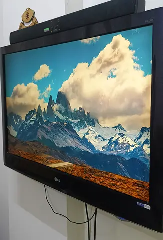 LG Full HD TV with Soundbar