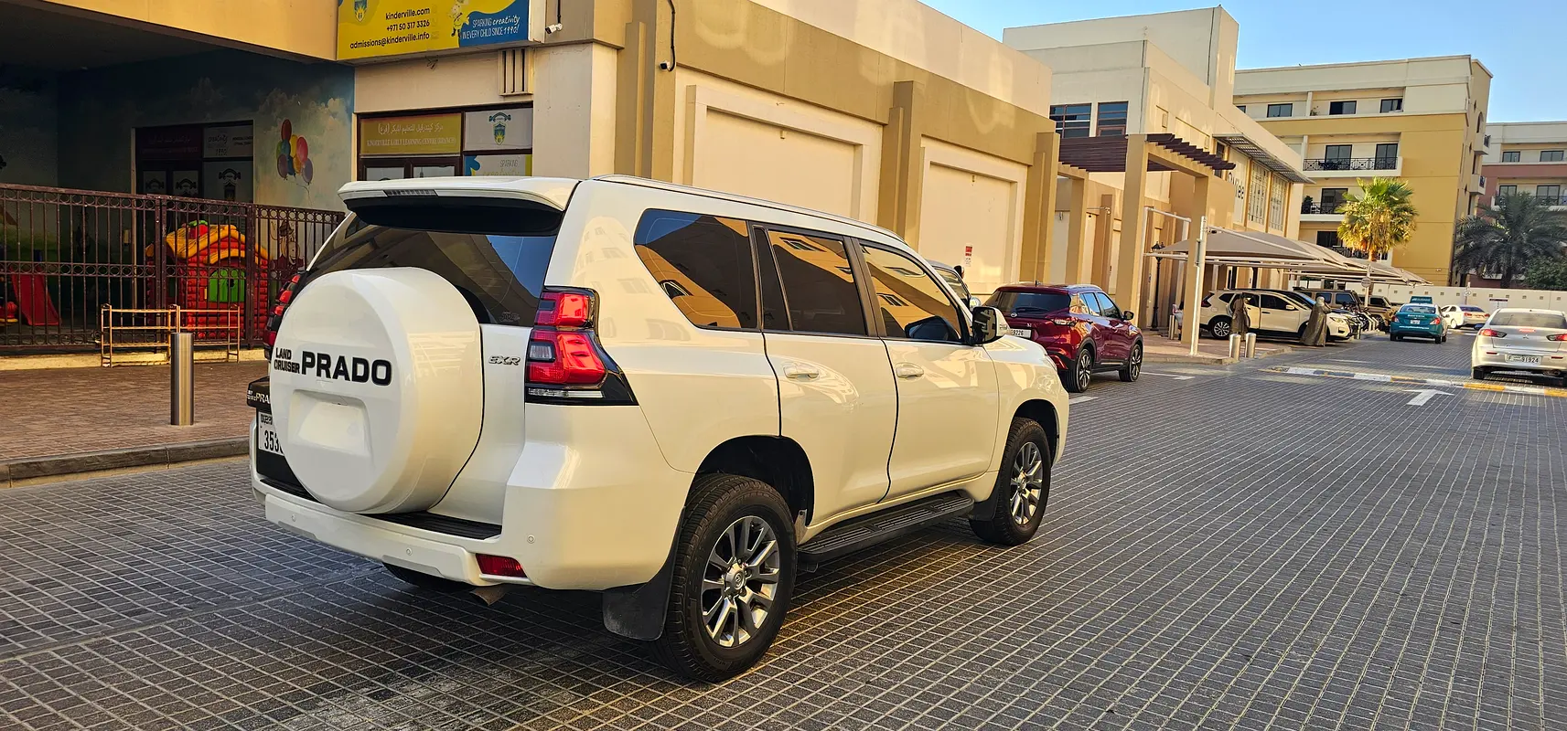 Toyota Prado 2020 — photo 1 of 13