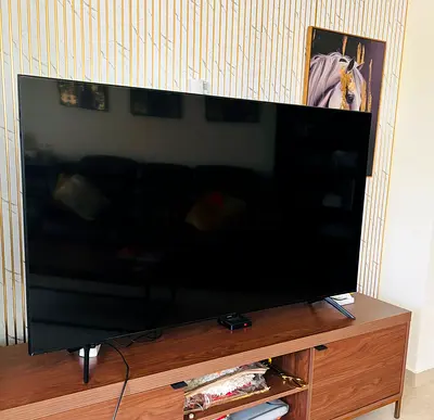 Almost new Samsung 65-inch LED Smart TV - Flawless Condition
