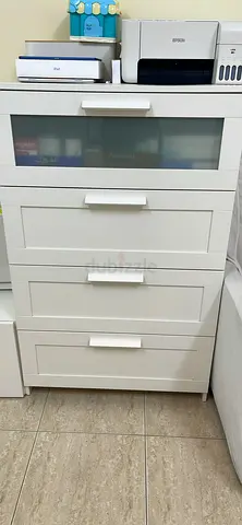 White IKEA Brimnes 4 Drawer Chest with Frosted Glass Top