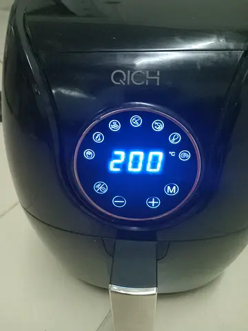 QICH Digital Air Fryer - 3.5L (Excellent Working Condition)