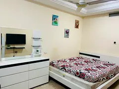 FLAT FOR SOUTH INDIAN COUPLES  FAMILIES  EXECUTIVES(KERALA  TAMIL) ( BALCONY INCLUDED