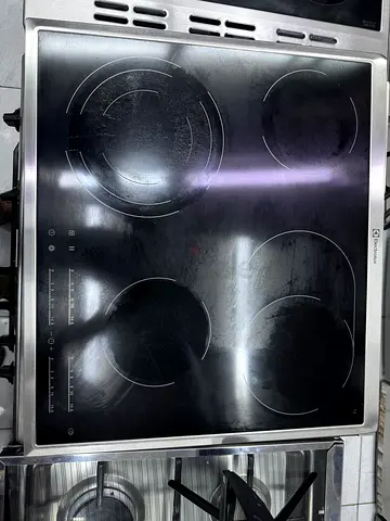 Electrolux built-in ceramic electric hob - 4 zones in perfect condition germany made