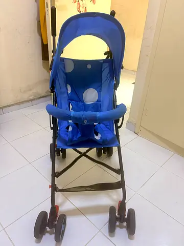 Lightweight Blue Polka Dot Umbrella Stroller