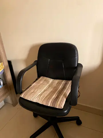 Rolling chair