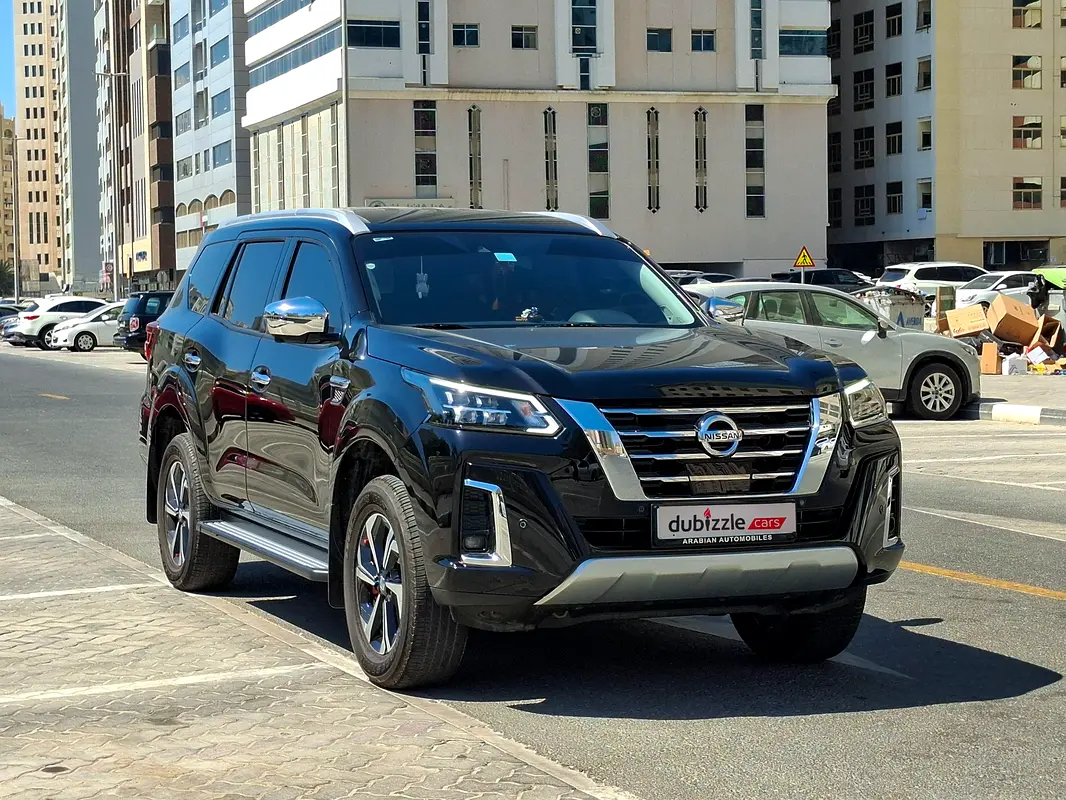 Nissan Xterra 2025 — photo 1 of 16