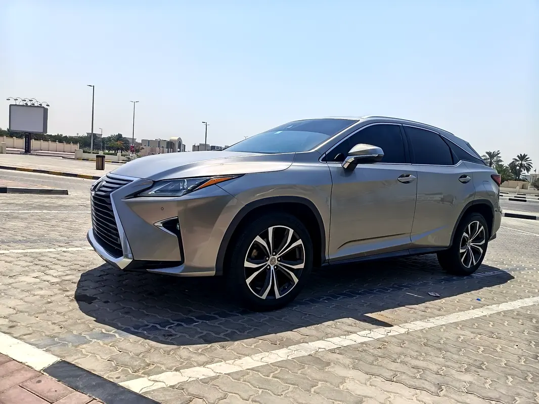 Lexus RX-Series 2017 — photo 1 of 12