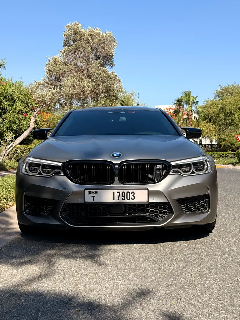 BMW M5 2020 — photo 1 of 12