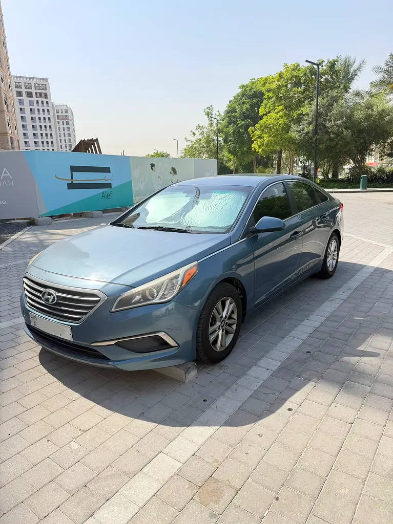 Hyundai Sonata 2017 — photo 1 of 8