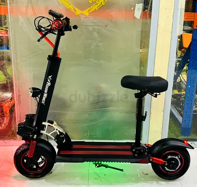 Display system Electric Scooter with Seat - Good Condition