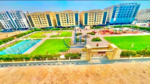 Near to Park | 3BR Unit | Parking | Balcony